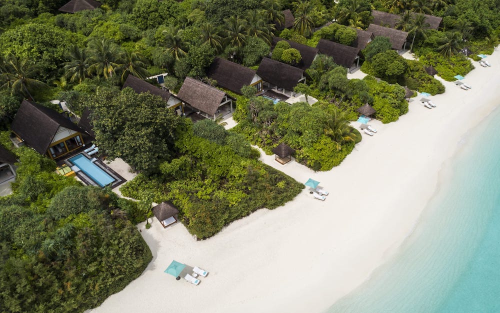 Al Barakat at Four Seasons Resort Maldives at Landaa Giraavaru thumbnail 6